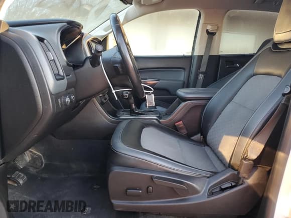 ✅ 2019 Chevrolet Colorado 4WD Z71 • VIN: 1GCGTDENXK1278564 • Лот: 50748035. Опубликован ранее на Copart с пробегом 136 836 миль. Бесплатный доступ к архиву аукционных продаж из США и подробный отчёт об истории автомобиля на DreamBid. Изображение 7.