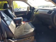 ✅ 2007 Cadillac Escalade • VIN: 1GYFK63877R247685 • Lot: 43703327. Listed on IAAI with 211,475 mi. Free auction sales archive from the USA and detailed vehicle history report at DreamBid. Image 5.