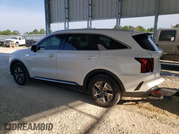 ✅ 2021 Kia Sorento EX • VIN: KNDRH4LG5M5045041 • Lot: 68877625. Wystawiony na Copart z przebiegiem 126 740 mil. Bezpłatny archiwum sprzedaży aukcyjnych z USA i szczegółowy raport historii pojazdu na DreamBid. Zdjęcie 2.