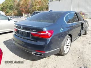 ✅ 2017 BMW 7 Series ALPINA B7 xDrive • VIN: WBA7F2C34HG422917 • Lot: 43418831. Wystawiony na IAAI z przebiegiem 54 340 mil. Bezpłatny archiwum sprzedaży aukcyjnych z USA i szczegółowy raport historii pojazdu na DreamBid. Zdjęcie 4.