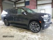 ✅ 2022 Chevrolet Suburban RST • VIN: 1GNSKEKD0NR339979 • Lot: 57858355. Listed on Copart with 20,359 mi. Free auction sales archive from the USA and detailed vehicle history report at DreamBid. Image 4.