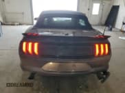 ✅ 2022 Ford Mustang EcoBoost Premium • VIN: 1FATP8UH0N5139150 • Lot: 90814745. Wystawiony na Copart z przebiegiem 29 196 mil. Bezpłatny archiwum sprzedaży aukcyjnych z USA i szczegółowy raport historii pojazdu na DreamBid. Zdjęcie 6.