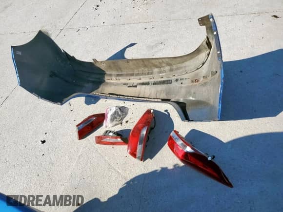 2017 Hyundai Elantra SE с VIN KMHD84LF8HU195847, выставлен на аукционе Copart как лот 85873475 с пробегом 79 429 миль миль и Чистый • Clean title. История ставок и продаж доступна на DreamBid. Изображение 12.