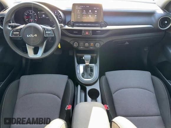 ✅ 2022 Kia Forte LXS • VIN: 3KPF24AD4NE464503 • Лот: 81241155. Опубликован ранее на Copart с пробегом 34 923 миль. Бесплатный доступ к архиву аукционных продаж из США и подробный отчёт об истории автомобиля на DreamBid. Изображение 8.