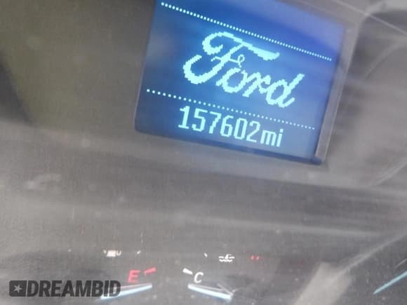 ✅ 2018 Ford Transit • VIN: 1FTYE1YMXJKB52083 • Lot: 42207104. Wystawiony na IAAI z przebiegiem 157 602 mil. Bezpłatny archiwum sprzedaży aukcyjnych z USA i szczegółowy raport historii pojazdu na DreamBid. Zdjęcie 1.