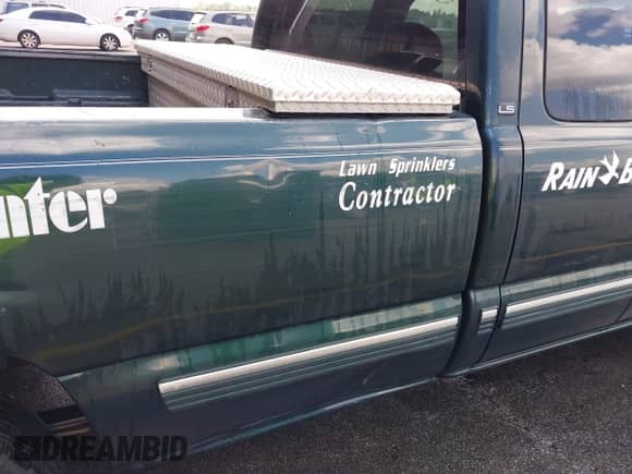 2002 Chevrolet Silverado 1500 with VIN 1GCEC19V32E254504, listed as a IAAI auction lot 42530534 with 403,239 mi miles and . Bid and sale history available at DreamBid. Image 11.
