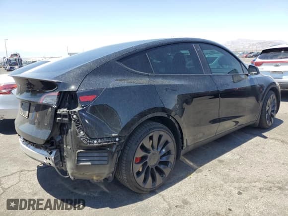 ✅ 2021 Tesla Model Y Performance • VIN: 5YJYGDEF7MF273155 • Lot: 65738925. Wystawiony na Copart z przebiegiem 57 356 mil. Bezpłatny archiwum sprzedaży aukcyjnych z USA i szczegółowy raport historii pojazdu na DreamBid. Zdjęcie 3.