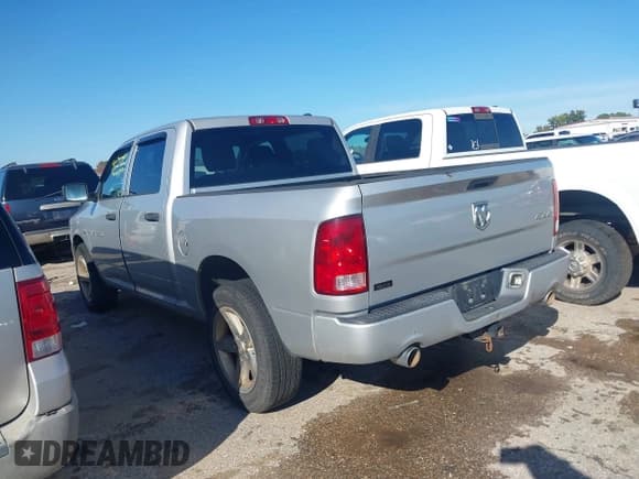 ✅ 2012 Ram 1500 Express • VIN: 1C6RD7KT7CS259970 • Лот: 43785314. Опубликован ранее на IAAI с пробегом 213 183 миль. Бесплатный доступ к архиву аукционных продаж из США и подробный отчёт об истории автомобиля на DreamBid. Изображение 3.