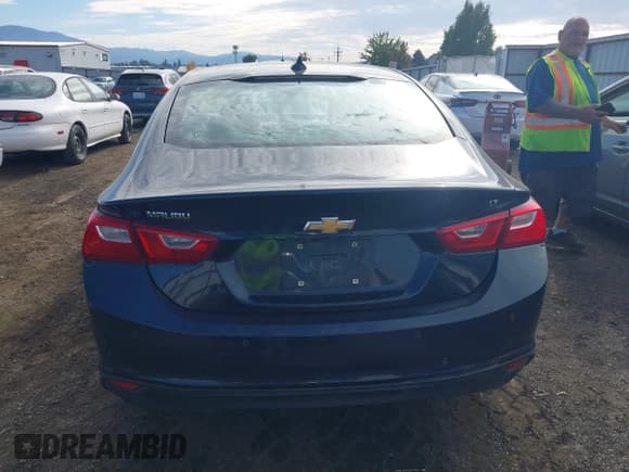 ✅ 2018 Chevrolet Malibu LT • VIN: 1G1ZD5ST5JF246114 • Lot: 43503420. Listed on IAAI with 49,558 mi. Free auction sales archive from the USA and detailed vehicle history report at DreamBid. Image 16.