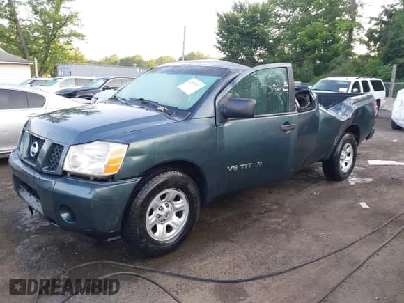 ✅ 2005 Nissan Titan XE • VIN: 1N6BA06A35N554629 • Lot: 42572827. Listed on IAAI with 219,914 mi. Free auction sales archive from the USA and detailed vehicle history report at DreamBid. Image 2.