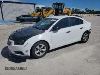 ✅ 2014 Chevrolet Cruze 1LT • VIN: 1G1PC5SB0E7120020 • Lot: 80328715. Wystawiony na Copart z przebiegiem 121 638 mil. Bezpłatny archiwum sprzedaży aukcyjnych z USA i szczegółowy raport historii pojazdu na DreamBid. Zdjęcie 1.