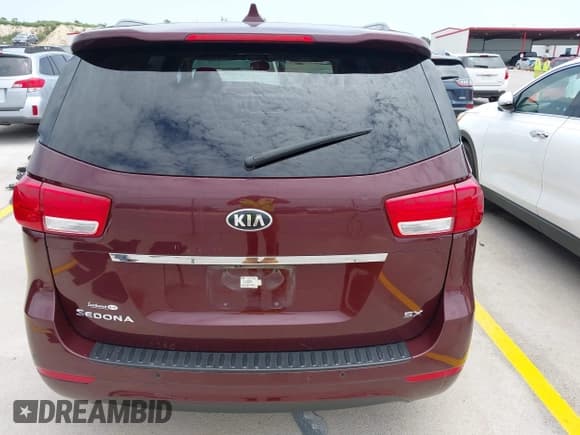 ✅ 2016 Kia Sedona SX • VIN: KNDMC5C10G6161580 • Лот: 42255970. Опубликован ранее на IAAI с пробегом 82 718 миль. Бесплатный доступ к архиву аукционных продаж из США и подробный отчёт об истории автомобиля на DreamBid. Изображение 17.