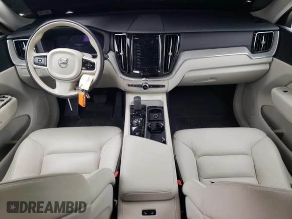 ✅ 2024 Volvo XC60 Plus Dark Theme • VIN: YV4H60DLXR1917781 • Lot: 82760255. Listed on Copart with 12,720 mi. Free auction sales archive from the USA and detailed vehicle history report at DreamBid. Image 8.