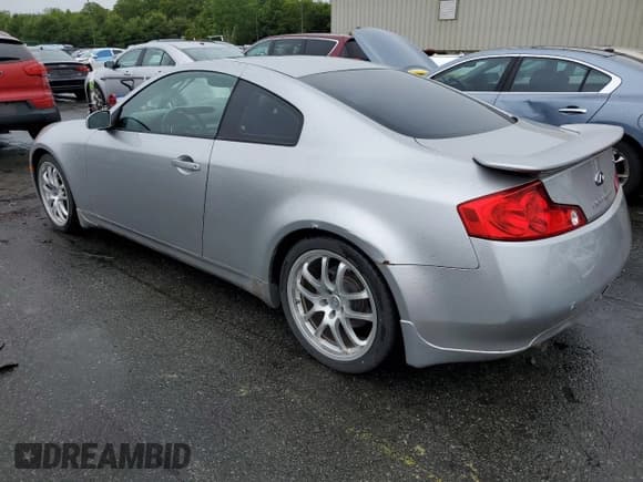 ✅ 2005 Infiniti G35 • VIN: JNKCV54E15M418504 • Lot: 60330525. Listed on Copart with 230,022 mi. Free auction sales archive from the USA and detailed vehicle history report at DreamBid. Image 2.