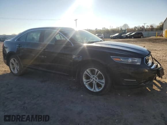 ✅ 2016 Ford Taurus SEL • VIN: 1FAHP2H8XGG147891 • Лот: 90048795. Опубликован ранее на Copart с пробегом 67 235 миль. Бесплатный доступ к архиву аукционных продаж из США и подробный отчёт об истории автомобиля на DreamBid. Изображение 4.