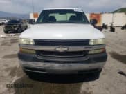 ✅ 2002 Chevrolet Silverado 1500 • VIN: 1GBHC29U22E300208 • Лот: 52234395. Опубликован ранее на Copart с пробегом Не указан. Бесплатный доступ к архиву аукционных продаж из США и подробный отчёт об истории автомобиля на DreamBid. Изображение 5.