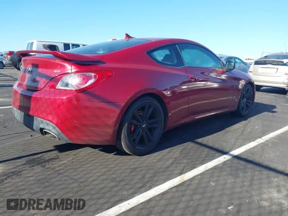 ✅ 2010 Hyundai Genesis Coupe • VIN: KMHHT6KDXAU041609 • Lot: 43108443. Listed on IAAI with 127,091 mi. Free auction sales archive from the USA and detailed vehicle history report at DreamBid. Image 4.