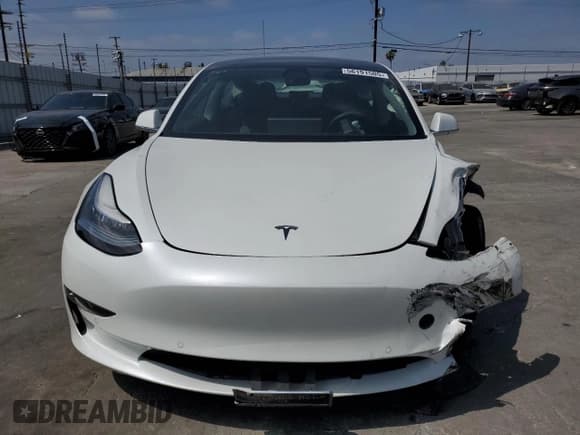 ✅ 2020 Tesla Model 3 Standard Range Plus • VIN: 5YJ3E1EA8LF612264 • Lot: 56191505. Wystawiony na Copart z przebiegiem 111 228 mil. Bezpłatny archiwum sprzedaży aukcyjnych z USA i szczegółowy raport historii pojazdu na DreamBid. Zdjęcie 5.