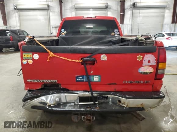 ✅ 2001 Chevrolet Silverado 2500HD LS • VIN: 1GCHK23U51F189153 • Lot: 50323275. Wystawiony na Copart z przebiegiem 190 027 mil. Bezpłatny archiwum sprzedaży aukcyjnych z USA i szczegółowy raport historii pojazdu na DreamBid. Zdjęcie 6.