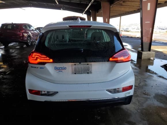 ✅ 2017 Chevrolet Bolt EV LT • VIN: 1G1FW6S02H4187652 • Lot: 86017444. Wystawiony na Copart z przebiegiem 86 545 mil. Bezpłatny archiwum sprzedaży aukcyjnych z USA i szczegółowy raport historii pojazdu na DreamBid. Zdjęcie 6.