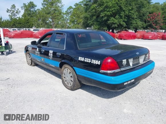 ✅ 2008 Ford Police Interceptor • VIN: 2FAFP71V68X162842 • Lot: 42731515. Listed on IAAI with 104,960 mi. Free auction sales archive from the USA and detailed vehicle history report at DreamBid. Image 3.