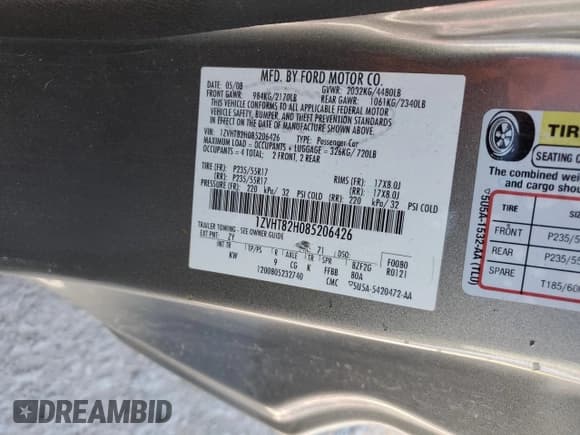 ✅ 2008 Ford Mustang GT Deluxe • VIN: 1ZVHT82H085206426 • Lot: 72066135. Listed on Copart with 184,170 mi. Free auction sales archive from the USA and detailed vehicle history report at DreamBid. Image 12.