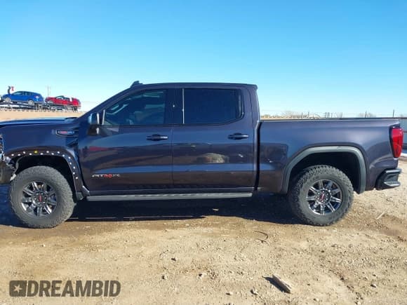 ✅ 2024 GMC Sierra 1500 AT4X • VIN: 3GTUUFEL1RG344697 • Лот: 41469366. Опубликован ранее на IAAI с пробегом 3 400 миль. Бесплатный доступ к архиву аукционных продаж из США и подробный отчёт об истории автомобиля на DreamBid. Изображение 14.