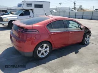 ✅ 2014 Chevrolet Volt • VIN: 1G1RA6E49EU131830 • Lot: 64970294. Wystawiony na Copart z przebiegiem 171 792 mil. Bezpłatny archiwum sprzedaży aukcyjnych z USA i szczegółowy raport historii pojazdu na DreamBid. Zdjęcie 3.