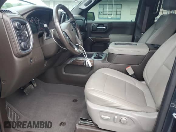 ✅ 2019 Chevrolet Silverado 1500 LT Trail Boss • VIN: 3GCPYFED4KG290408 • Лот: 62955575. Опубликован ранее на Copart с пробегом 52 809 миль. Бесплатный доступ к архиву аукционных продаж из США и подробный отчёт об истории автомобиля на DreamBid. Изображение 7.