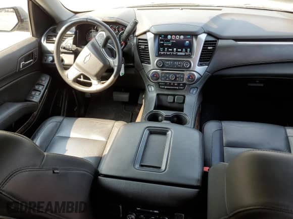 2019 Chevrolet Suburban LT с VIN 1GNSKHKC6KR383473, выставлен на аукционе Copart как лот 71231194 с пробегом 92 788 миль миль и Списание • Salvage title. История ставок и продаж доступна на DreamBid. Изображение 8.