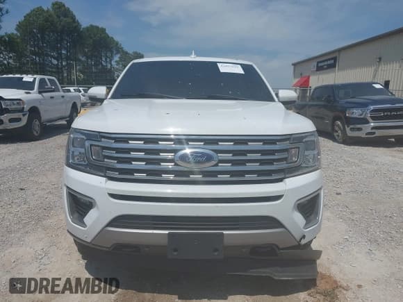 ✅ 2021 Ford Expedition Max Limited • VIN: 1FMJK2AT1MEA25657 • Lot: 42057025. Listed on IAAI with 88,323 mi. Free auction sales archive from the USA and detailed vehicle history report at DreamBid. Image 12.