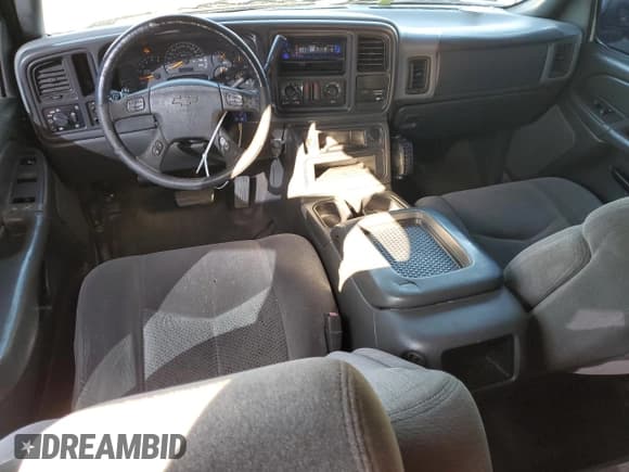 ✅ 2004 Chevrolet Silverado 1500 LS • VIN: 2GCEC19V141210957 • Лот: 77282334. Опубликован ранее на Copart с пробегом Не указан. Бесплатный доступ к архиву аукционных продаж из США и подробный отчёт об истории автомобиля на DreamBid. Изображение 8.