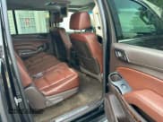 ✅ 2016 Chevrolet Suburban LTZ • VIN: 1GNSKJKC3GR100493 • Lot: 69578704. Wystawiony na Copart z przebiegiem 202 688 mil. Bezpłatny archiwum sprzedaży aukcyjnych z USA i szczegółowy raport historii pojazdu na DreamBid. Zdjęcie 8.