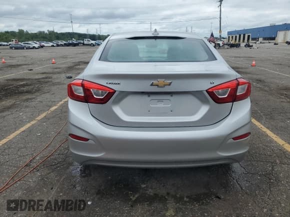 ✅ 2016 Chevrolet Cruze LT • VIN: 1G1BE5SM9G7297321 • Lot: 70029385. Wystawiony na Copart z przebiegiem 135 441 mil. Bezpłatny archiwum sprzedaży aukcyjnych z USA i szczegółowy raport historii pojazdu na DreamBid. Zdjęcie 6.