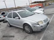 ✅ 2004 Volkswagen Jetta • VIN: 3VWRE69M94M083199 • Lot: 41786177. Wystawiony na IAAI z przebiegiem 134 787 mil. Bezpłatny archiwum sprzedaży aukcyjnych z USA i szczegółowy raport historii pojazdu na DreamBid. Zdjęcie 1.