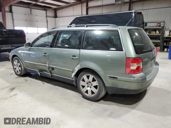 ✅ 2002 Volkswagen Passat GLX • VIN: WVWWH63BX2E370090 • Lot: 92849745. Listed on Copart with 143,089 mi. Free auction sales archive from the USA and detailed vehicle history report at DreamBid. Image 2.