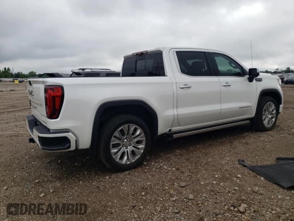 ✅ 2021 GMC Sierra 1500 Denali • VIN: 3GTU9FELXMG140426 • Лот: 69291145. Опубликован ранее на Copart с пробегом 32 350 миль. Бесплатный доступ к архиву аукционных продаж из США и подробный отчёт об истории автомобиля на DreamBid. Изображение 3.