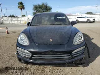 ✅ 2011 Porsche Cayenne S • VIN: WP1AB2A22BLA43457 • Lot: 91116545. Listed on Copart with 151,202 mi. Free auction sales archive from the USA and detailed vehicle history report at DreamBid. Image 5.