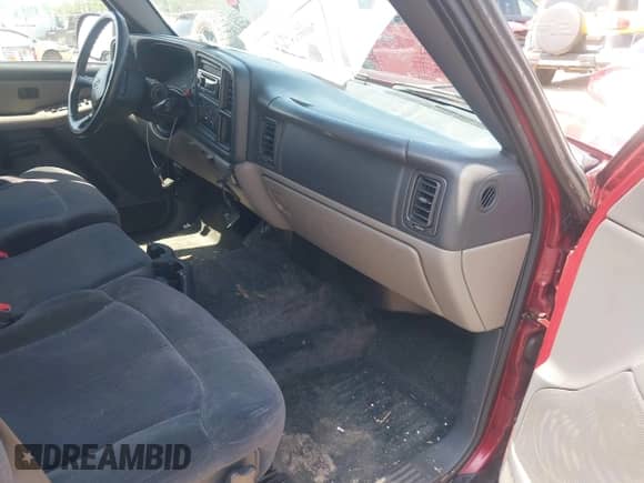 2001 Chevrolet Tahoe LT z VIN 1GNEK13T01R220304, wystawiony jako IAAI lot #42322561 z przebiegiem 139 197 mil mil oraz . Historia ofert i sprzedaży dostępna na DreamBid. Obrazek 5.