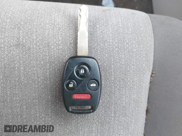 ✅ 2008 Honda Accord LX-P • VIN: 1HGCP26408A103182 • Lot: 43694432. Listed on IAAI with 135,251 mi. Free auction sales archive from the USA and detailed vehicle history report at DreamBid. Image 11.