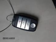 ✅ 2018 Kia Optima EX • VIN: 5XXGU4L3XJG198537 • Lot: 43769449. Wystawiony na IAAI z przebiegiem 118 032 mil. Bezpłatny archiwum sprzedaży aukcyjnych z USA i szczegółowy raport historii pojazdu na DreamBid. Zdjęcie 11.