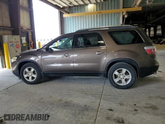 ✅ 2009 GMC Acadia SLT1 • VIN: 1GKEV23D59J141112 • Lot: 70339195. Wystawiony na Copart z przebiegiem 116 969 mil. Bezpłatny archiwum sprzedaży aukcyjnych z USA i szczegółowy raport historii pojazdu na DreamBid. Zdjęcie 2.