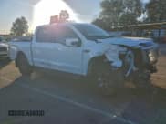 ✅ 2024 Ford F-150 Lightning Lariat • VIN: 1FT6W5L78RWG03027 • Lot: 95104885. Wystawiony na Copart z przebiegiem 11 942 mil. Bezpłatny archiwum sprzedaży aukcyjnych z USA i szczegółowy raport historii pojazdu na DreamBid. Zdjęcie 4.