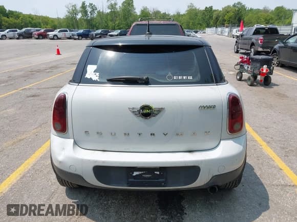 ✅ 2014 MINI Countryman • VIN: WMWZB3C5XEWR42262 • Lot: 42391574. Listed on IAAI with Not provided. Free auction sales archive from the USA and detailed vehicle history report at DreamBid. Image 15.