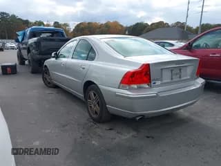 ✅ 2008 Volvo S60 2.5T • VIN: YV1RS592982697844 • Lot: 43647375. Wystawiony na IAAI z przebiegiem 152 604 mil. Bezpłatny archiwum sprzedaży aukcyjnych z USA i szczegółowy raport historii pojazdu na DreamBid. Zdjęcie 3.