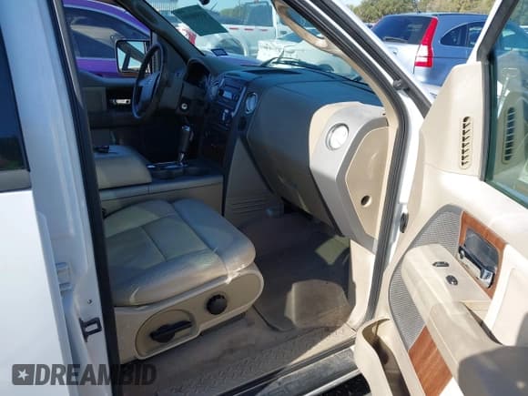 ✅ 2004 Ford F-150 XLT • VIN: 1FTPW12574KB58888 • Лот: 43598999. Опубликован ранее на IAAI с пробегом 164 809 миль. Бесплатный доступ к архиву аукционных продаж из США и подробный отчёт об истории автомобиля на DreamBid. Изображение 5.