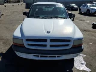 ✅ 2001 Dodge Dakota • VIN: 1B7FL22P81S159152 • Lot: 73055354. Wystawiony na Copart z przebiegiem 119 167 mil. Bezpłatny archiwum sprzedaży aukcyjnych z USA i szczegółowy raport historii pojazdu na DreamBid. Zdjęcie 5.
