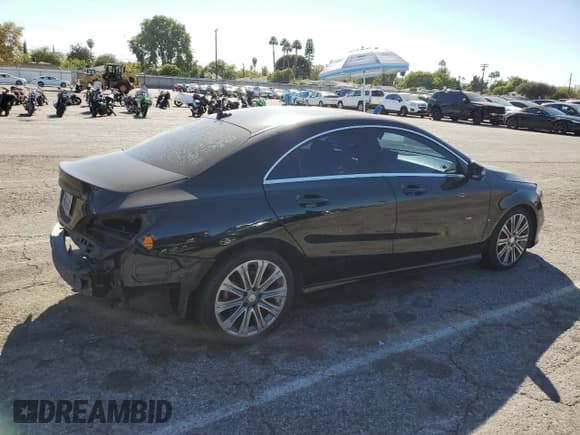 ✅ 2018 Mercedes-Benz CLA 250 • VIN: WDDSJ4EB1JN502033 • Lot: 82635485. Listed on Copart with 90,396 mi. Free auction sales archive from the USA and detailed vehicle history report at DreamBid. Image 3.