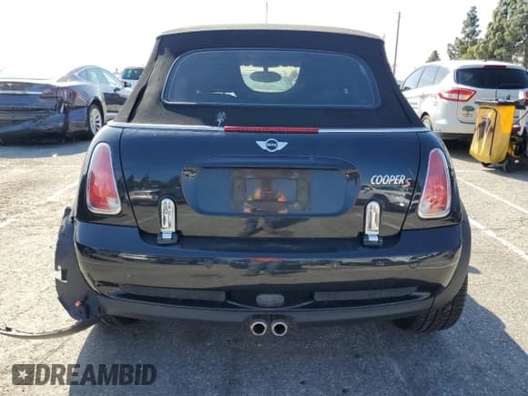 ✅ 2008 MINI Convertible S • VIN: WMWRH33508TL97385 • Lot: 45588455. Listed on Copart with 79,434 mi. Free auction sales archive from the USA and detailed vehicle history report at DreamBid. Image 6.