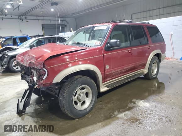 ✅ 2000 Ford Explorer Eddie Bauer • VIN: 1FMZU74EXYZC65540 • Lot: 46847265. Wystawiony na Copart z przebiegiem 213 255 mil. Bezpłatny archiwum sprzedaży aukcyjnych z USA i szczegółowy raport historii pojazdu na DreamBid. Zdjęcie 1.